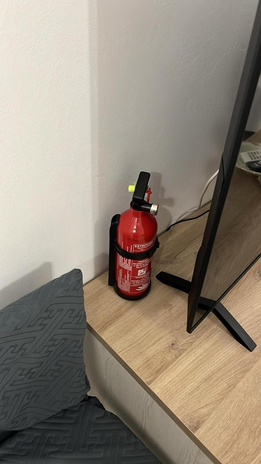 Lizzies Hus Apartment Фиумичино Екстериор снимка